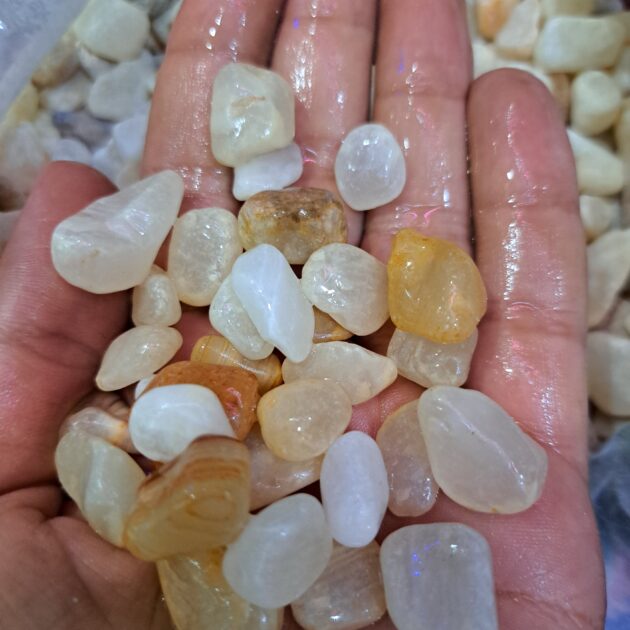 sable/gravier importation 100% naturelle jaune mélangé