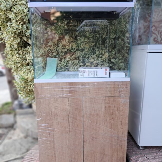 AQuariume ultra white 60cm